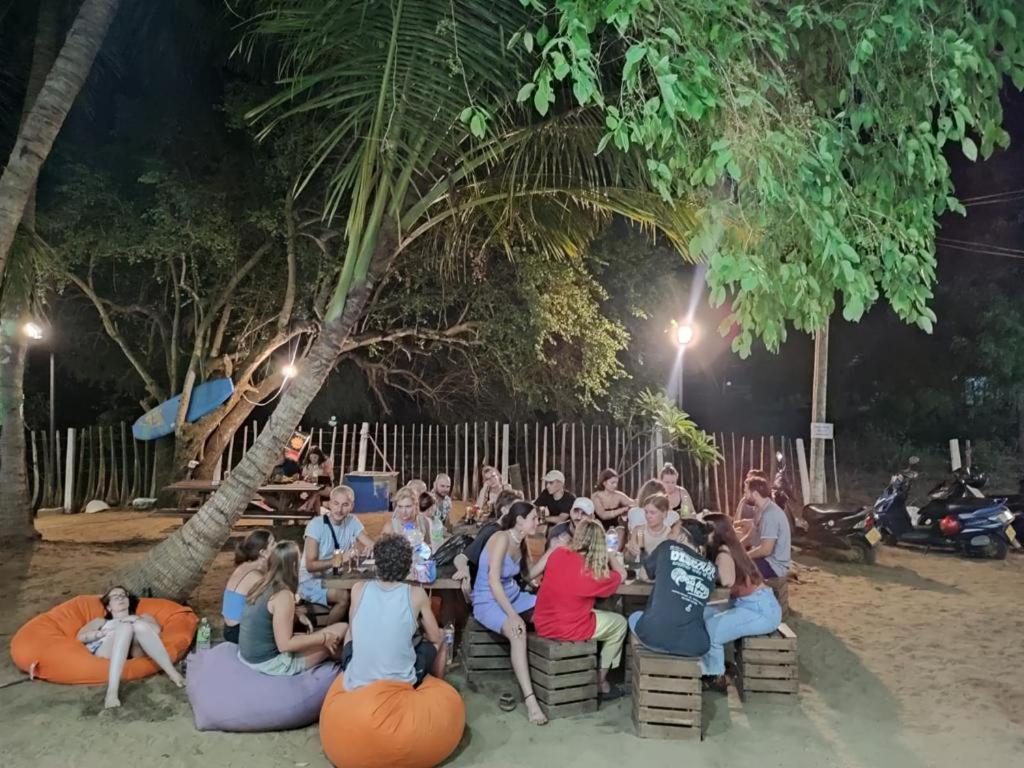 Hangover Hostels Arugam Bay Zewnętrze zdjęcie